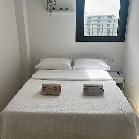 Confortable Habitacion Doble - 2 Sant Adria de Besos Bagian luar foto